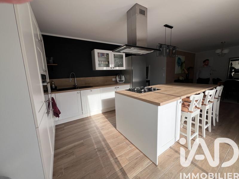 Maison - 127 m² - 5 pièces