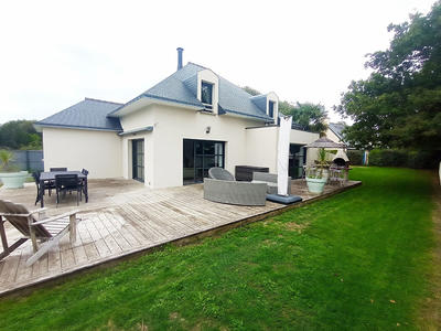 Maison - 146 m² - 7 pièces