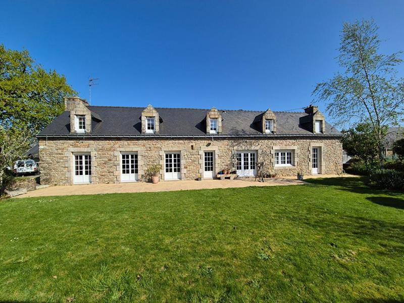 Maison - 142 m² - 6 pièces