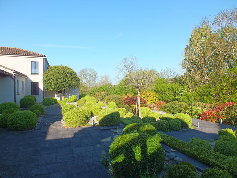 Maison d'architecte - 730 m² - 17 pièces