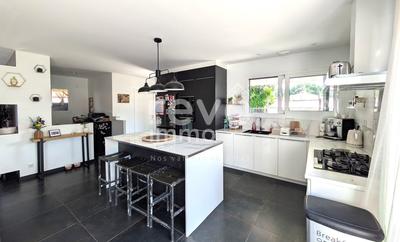 Maison - 119 m² - 4 pièces