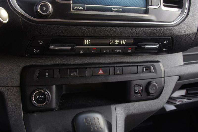 Toyota Proace Fourgon Medium 115 d-4d Bvm6 Dynamic Prix Ttc