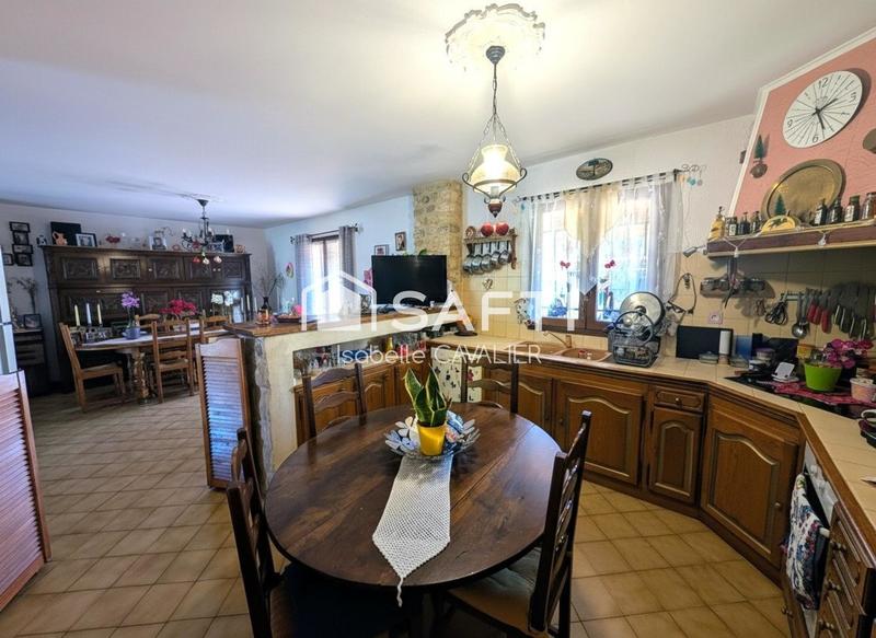 Maison - 110 m² - 5 pièces