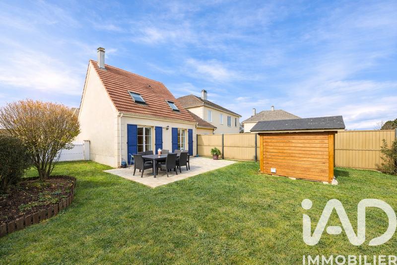 Maison - 90 m² - 5 pièces