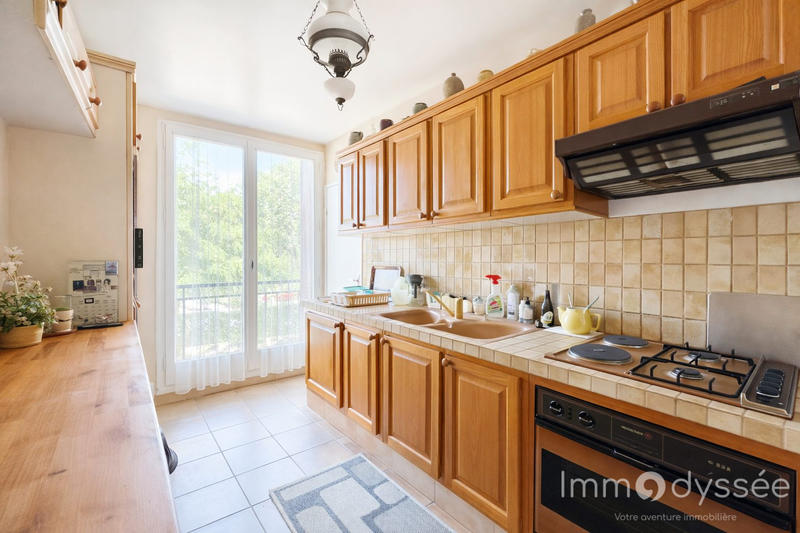 Appartement - 103 m² - 5 pièces