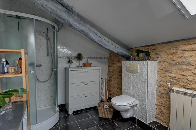 Maison - 198 m² - 8 pièces