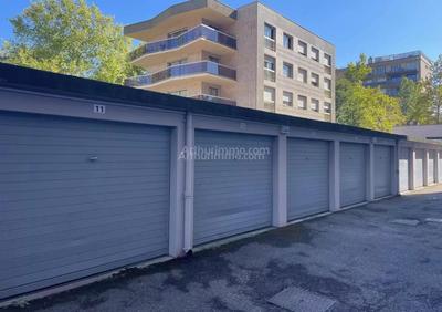 Parking / Garage - 15 m²