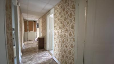 Appartement - 86 m² - 5 pièces