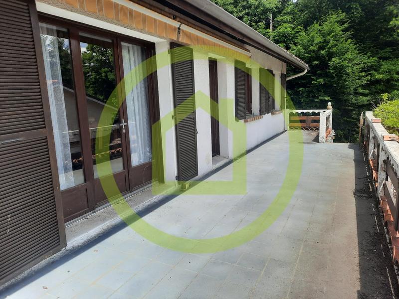 Maison - 107 m² - 6 pièces