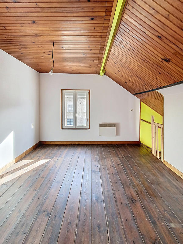 Maison - 69 m² - 5 pièces