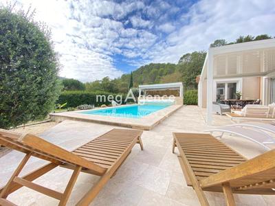 Maison de campagne - 140 m² - 7 pièces