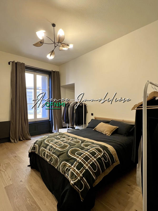 Appartement - 178 m² - 5 pièces