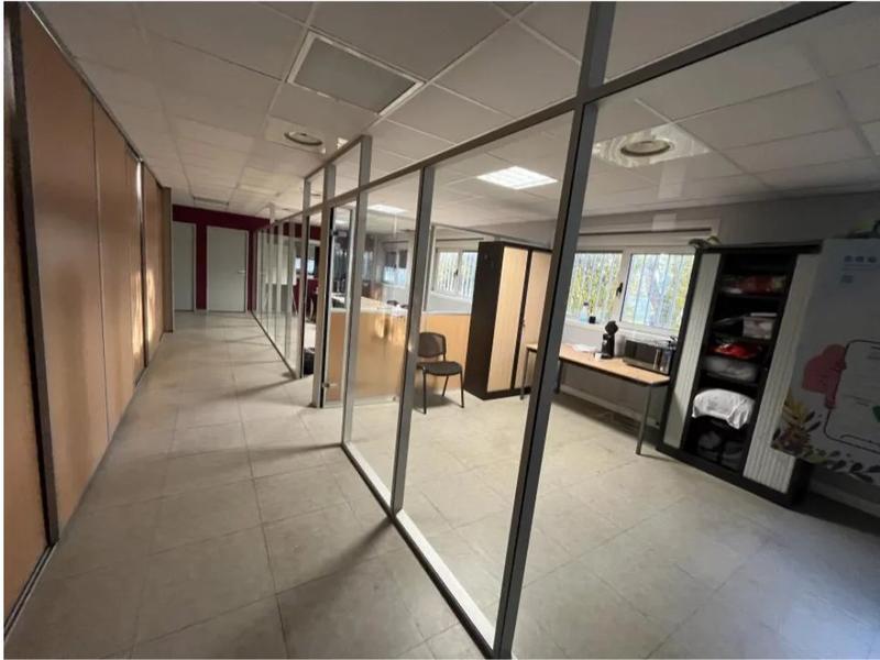 Local d'activités - 430 m² - 12 pièces