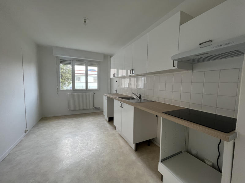 Appartement - 82 m² - 3 pièces