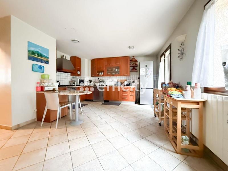 Maison - 155 m² - 6 pièces