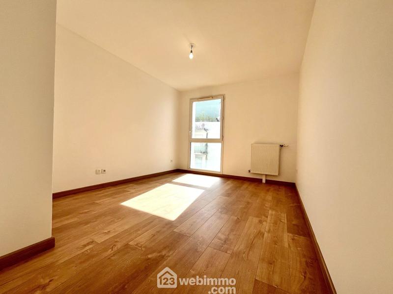 Appartement - 85 m² - 4 pièces
