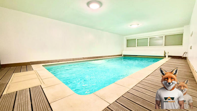 Loft - 218 m² - 6 pièces