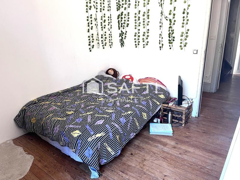 Maison - 227 m² - 8 pièces