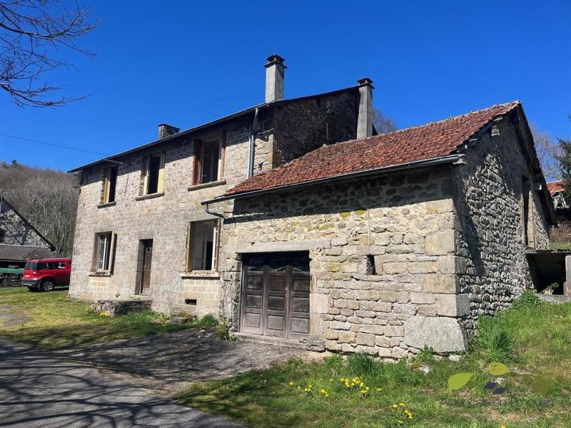 Maison en pierre - 100 m² - 7 pièces