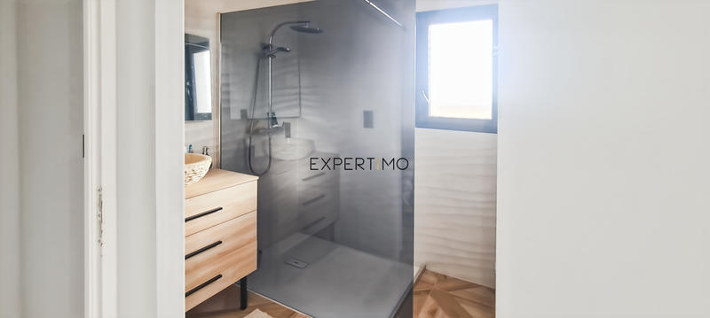 Villa - 102 m² - 4 pièces