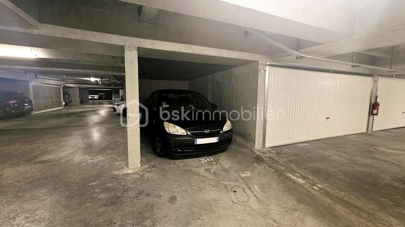 Parking - 13 m²