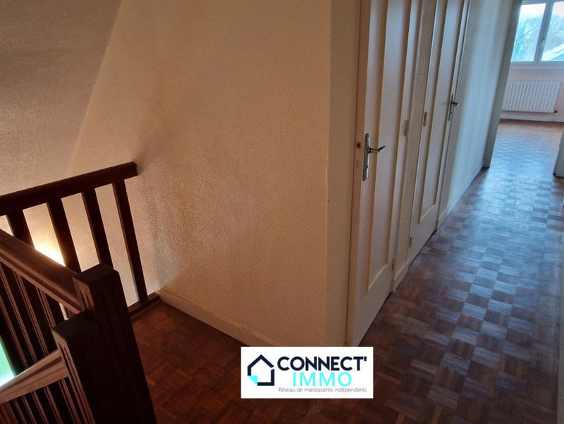 Maison - 107 m² - 6 pièces