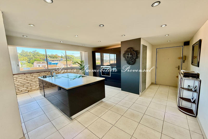 Appartement - 165 m² - 4 pièces