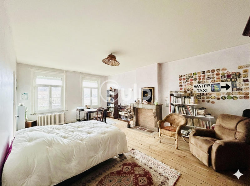 Demeure - 312 m² - 10 pièces