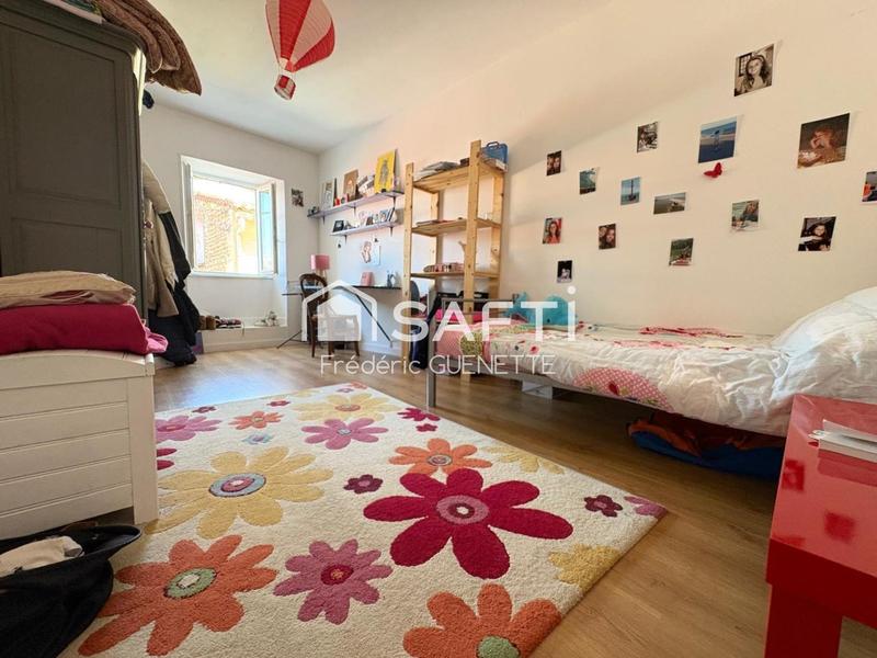 Maison - 96 m² - 6 pièces