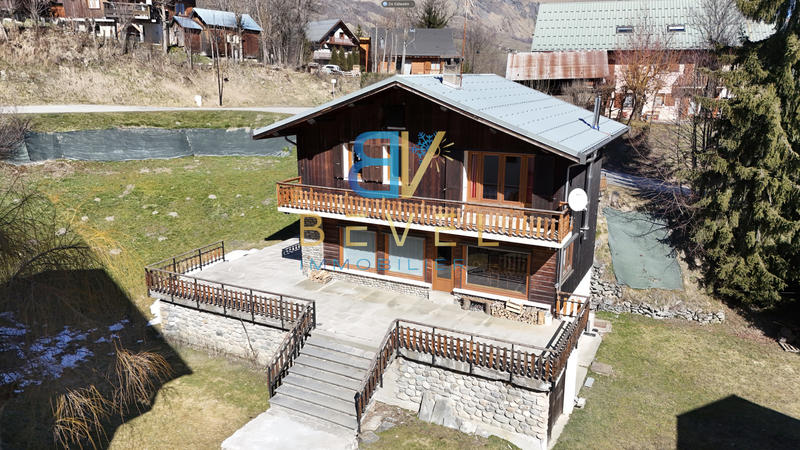 Châlet - 117 m² - 4 pièces