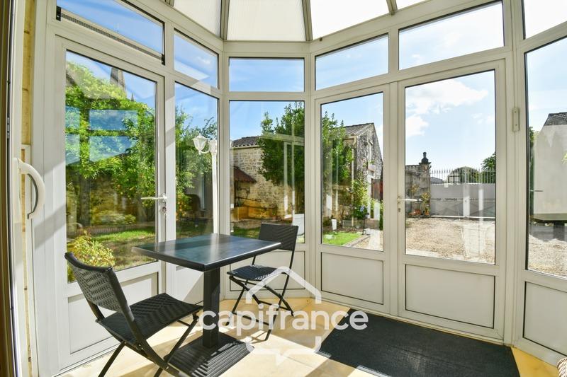 Maison - 268 m² - 10 pièces