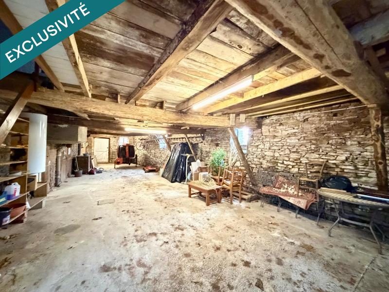 Maison - 210 m² - 12 pièces