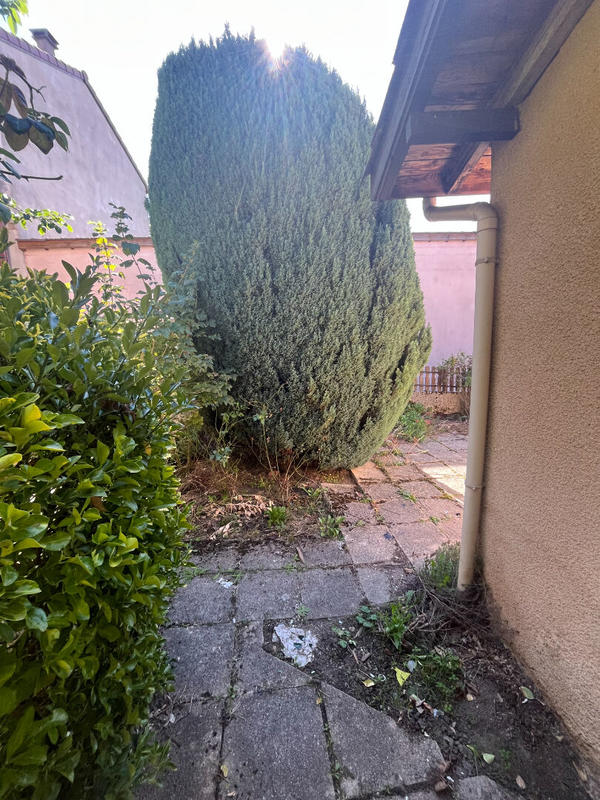 Maison - 98 m² - 5 pièces