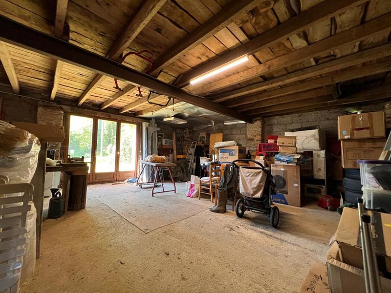 Maison - 270 m² - 8 pièces