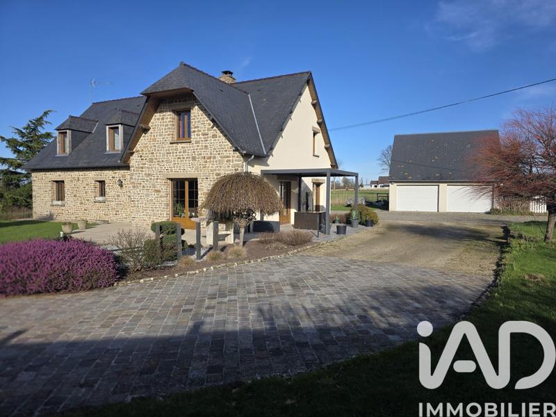 Maison - 208 m² - 6 pièces