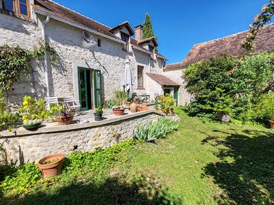 Corps de ferme - 194 m² - 9 pièces