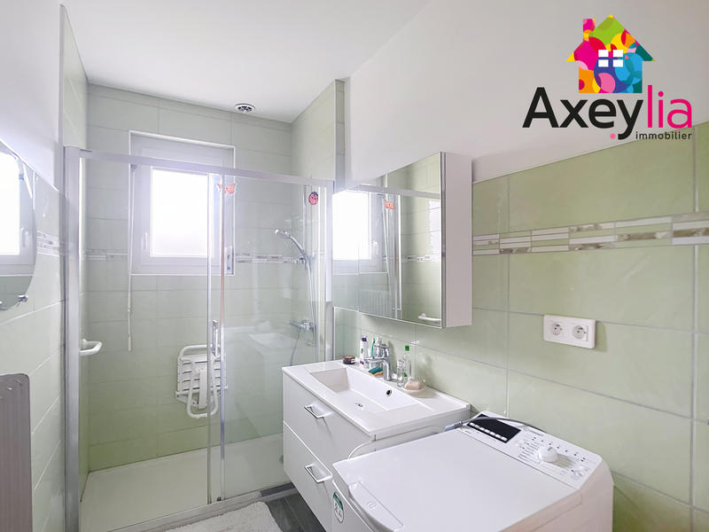 Maison - 93 m² - 4 pièces