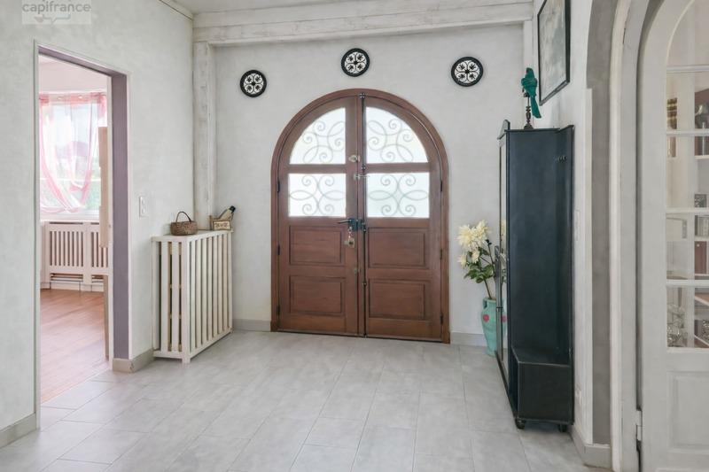 Maison - 175 m² - 6 pièces