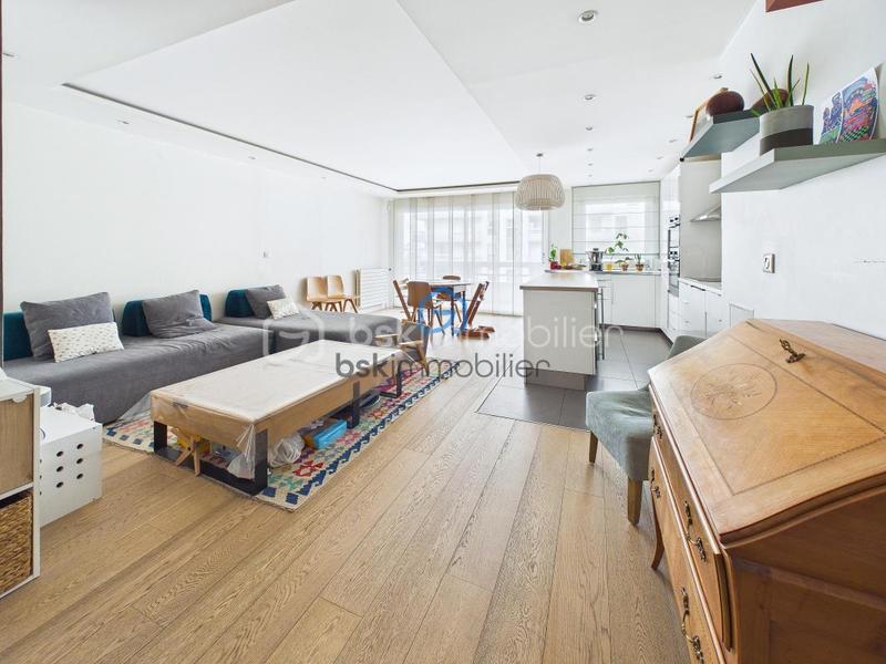 Appartement - 75 m² - 3 pièces