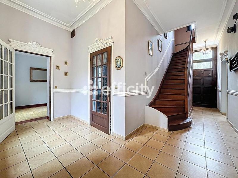 Maison bourgeoise - 185 m² - 6 pièces