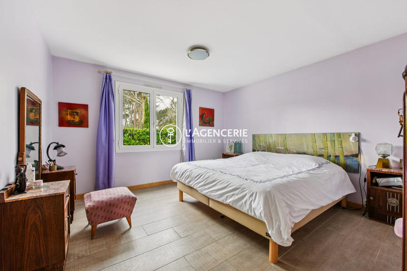 Maison traditionnelle - 139 m² - 7 pièces