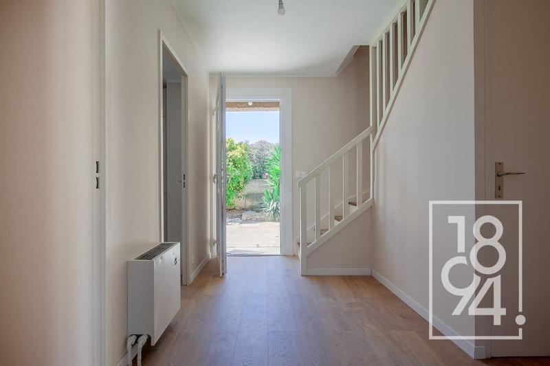 Maison - 96 m² - 4 pièces