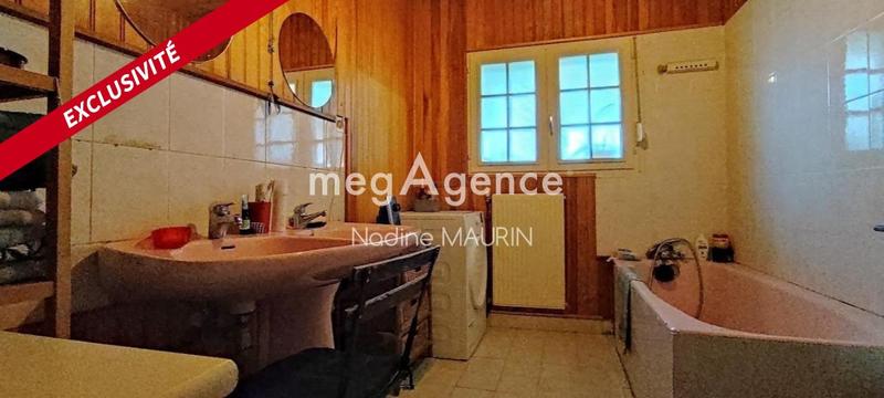 Maison traditionnelle - 100 m² - 4 pièces