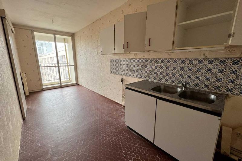 Appartement - 103 m² - 5 pièces