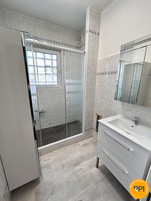 Maison - 206 m² - 10 pièces