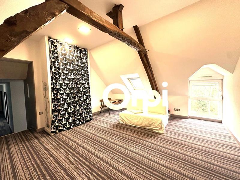 Maison - 222 m² - 6 pièces