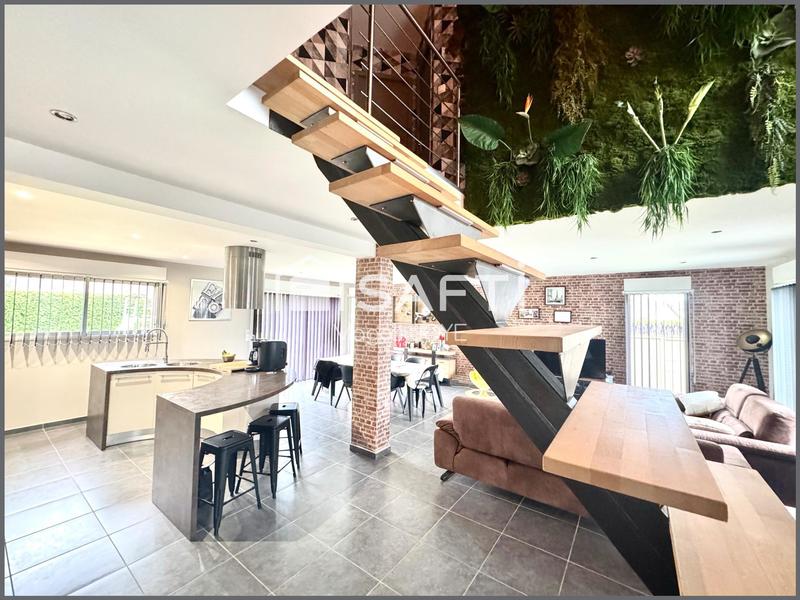 Maison - 130 m² - 5 pièces