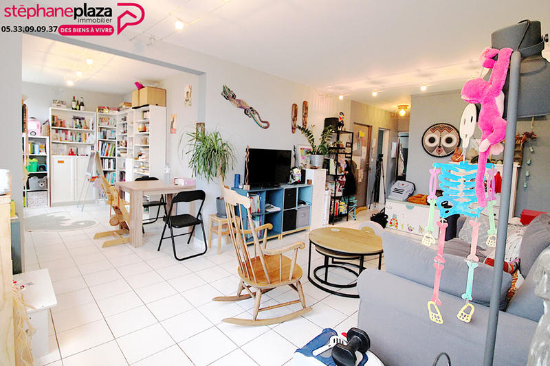 Appartement - 81 m² - 4 pièces