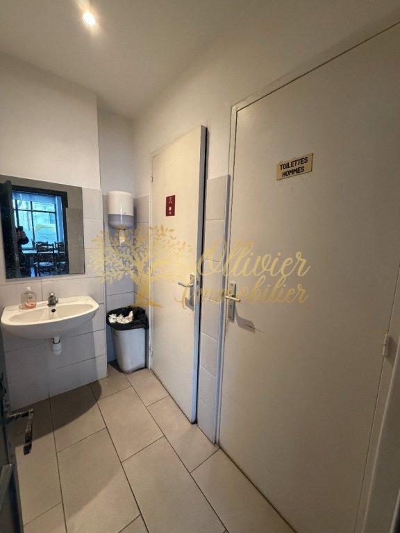 Local commercial - 100 m²