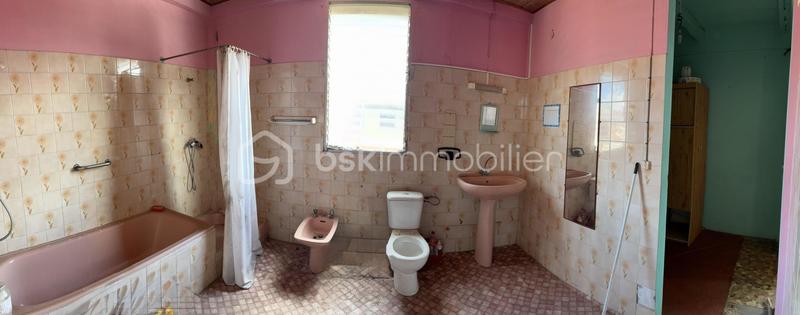 Maison ancienne - 244 m² - 6 pièces